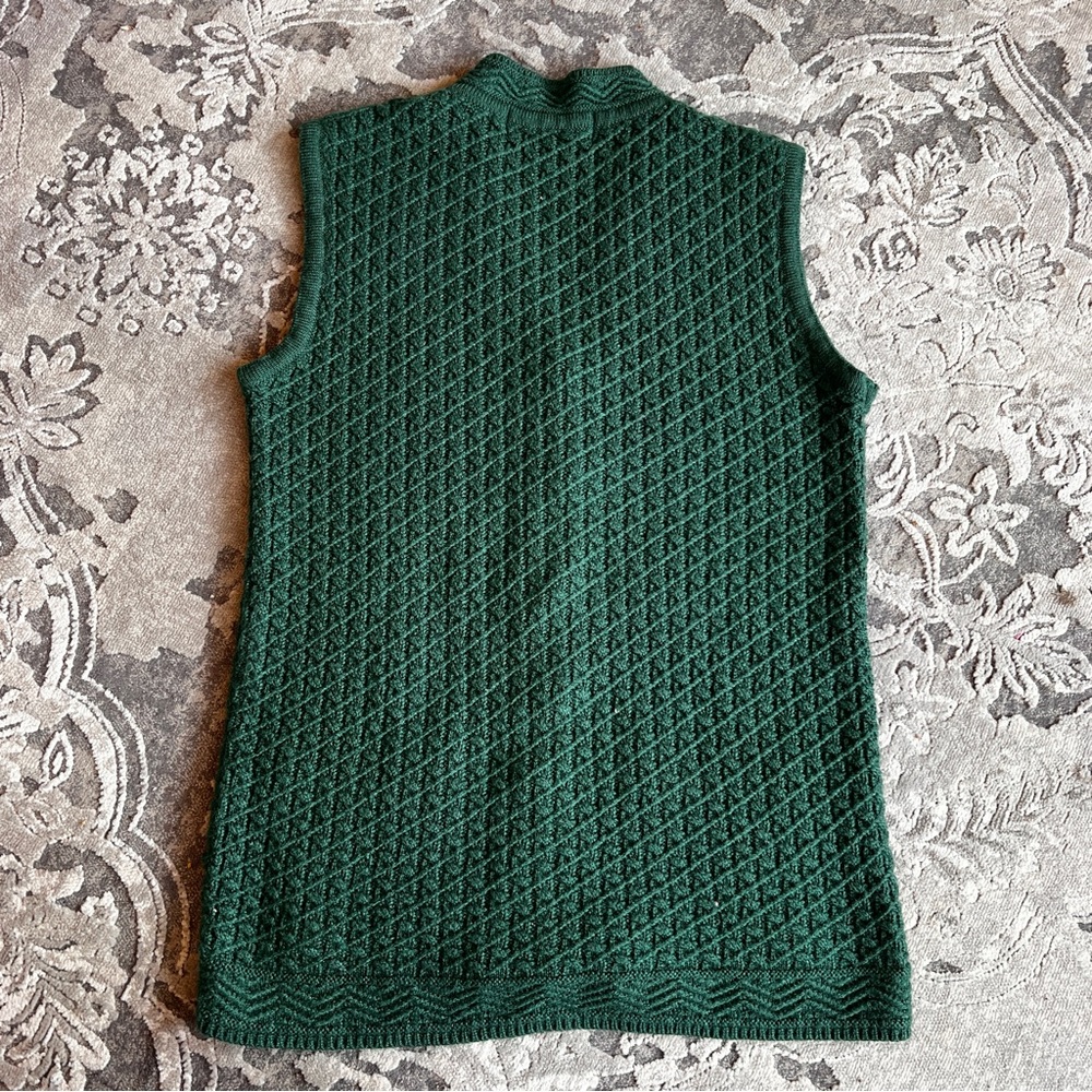 Le Marine Green Knitted Women's Sweater Vest - Picture 8 of 10